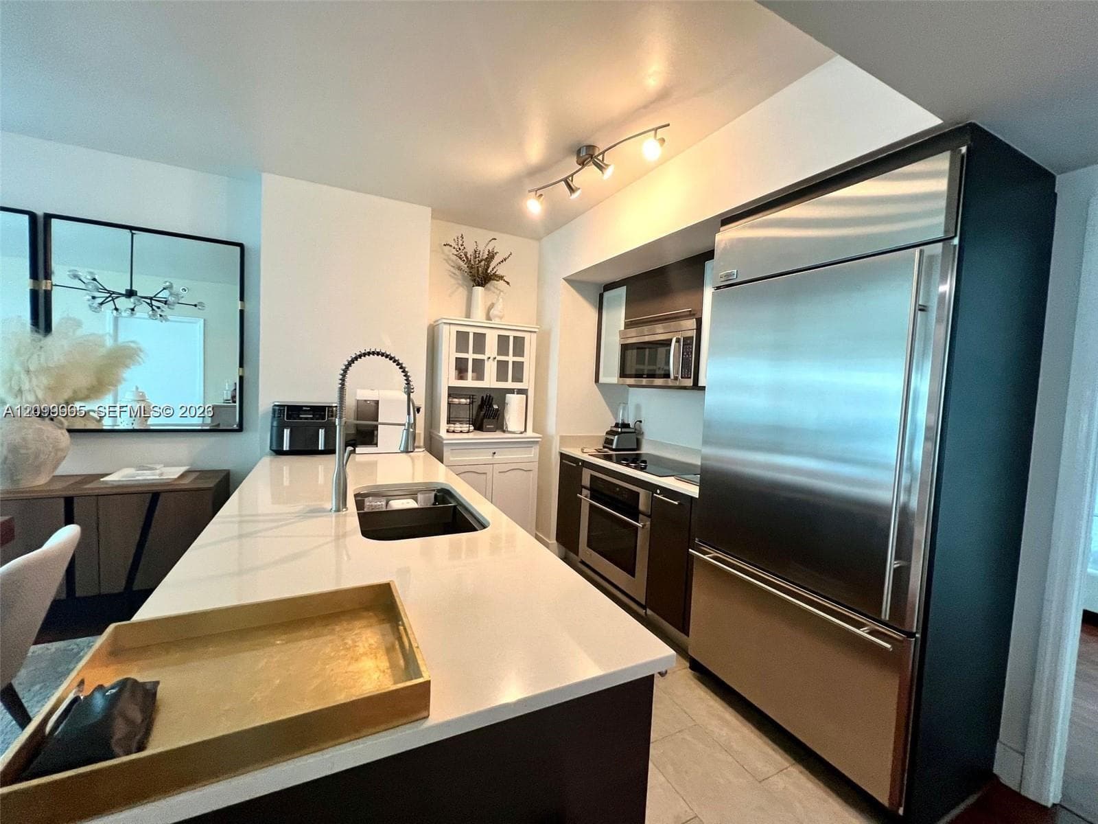 500 Brickell East · #1410 in Miami - Photo 4