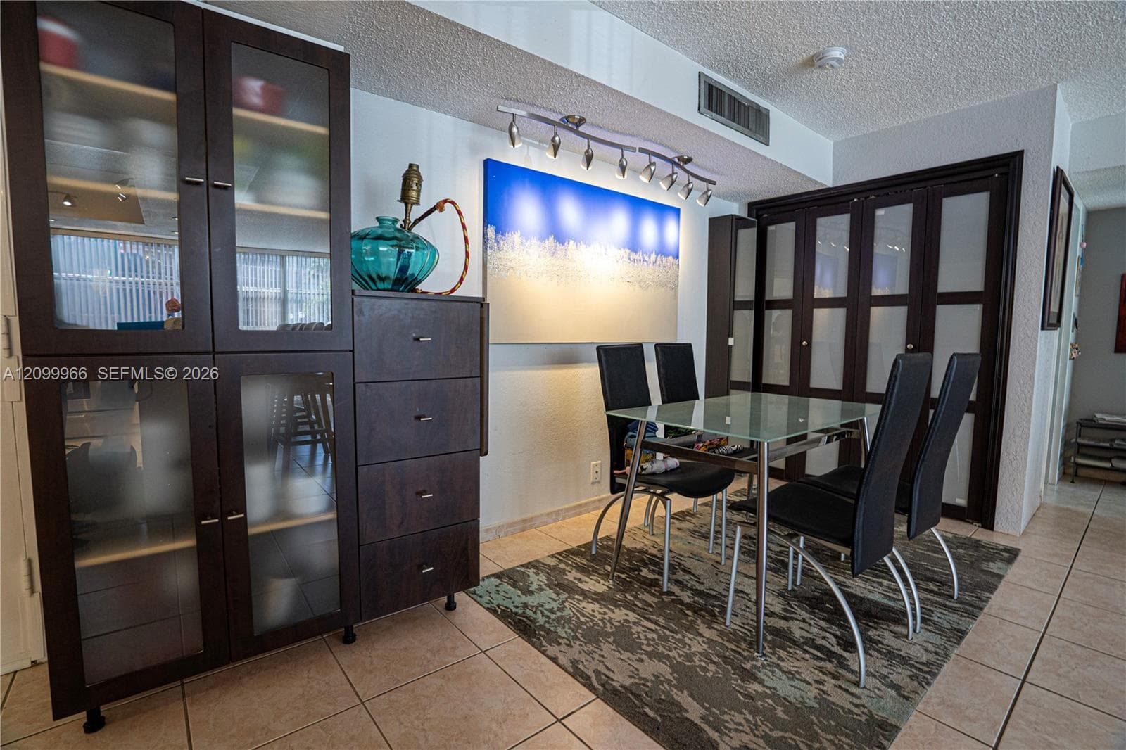 DeSoto Park South Condo · #117 in Hallandale Beach - Photo 20