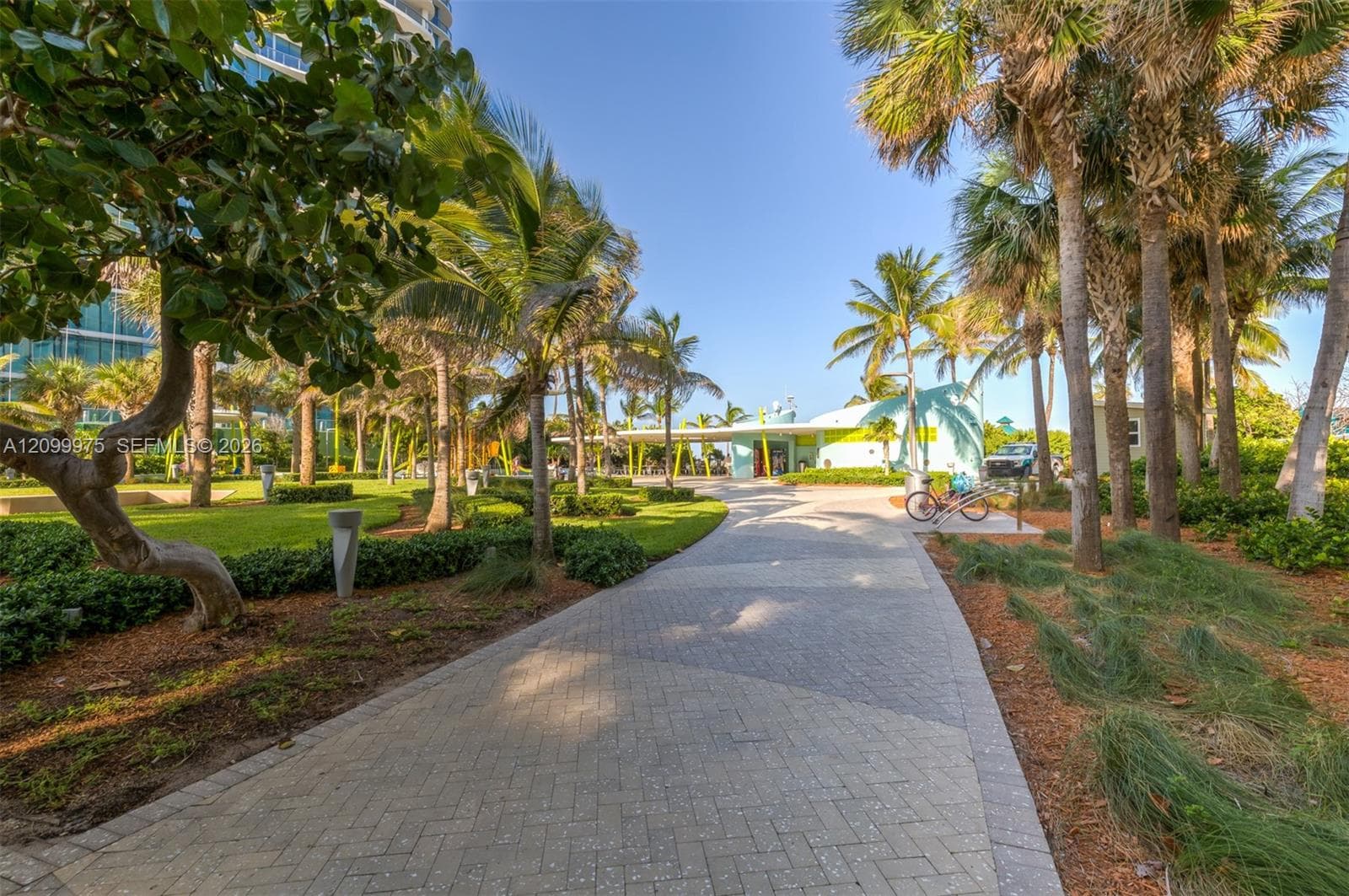 WINSTON TOWERS 600 CONDO · #309 in Sunny Isles Beach - Photo 37