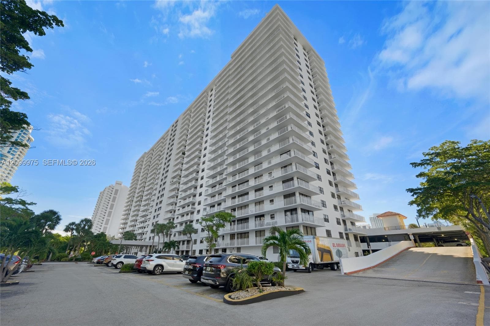 WINSTON TOWERS 600 CONDO · #309 in Sunny Isles Beach - Photo 35