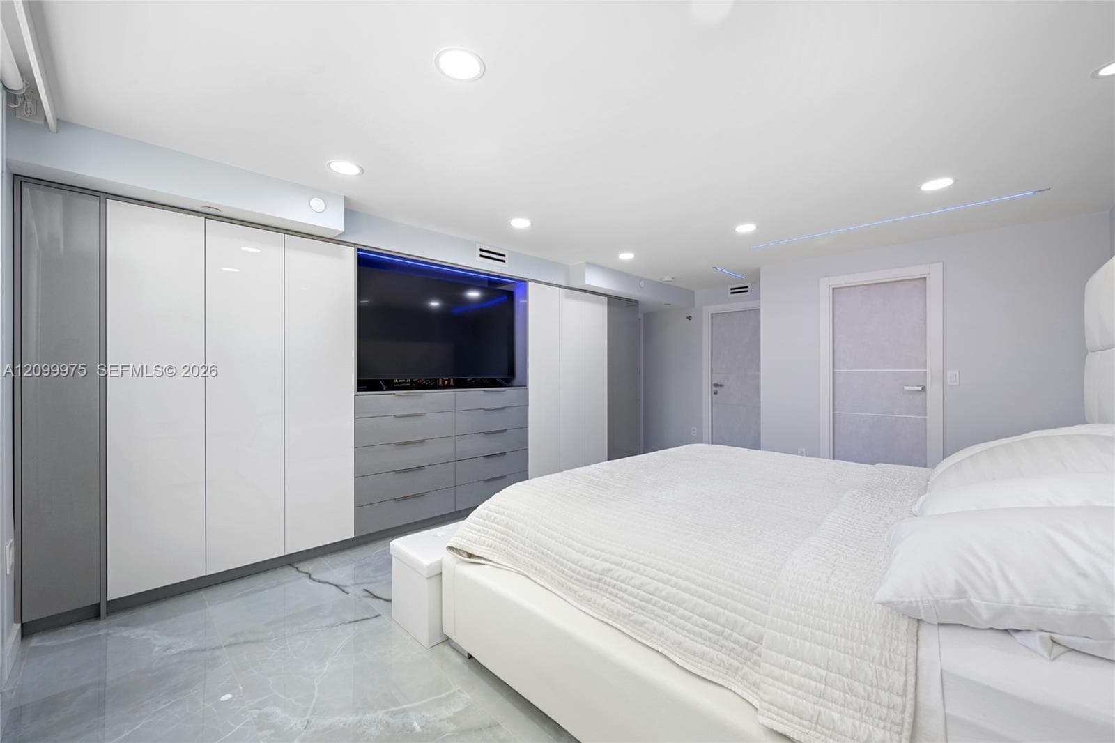 WINSTON TOWERS 600 CONDO · #309 in Sunny Isles Beach - Photo 25