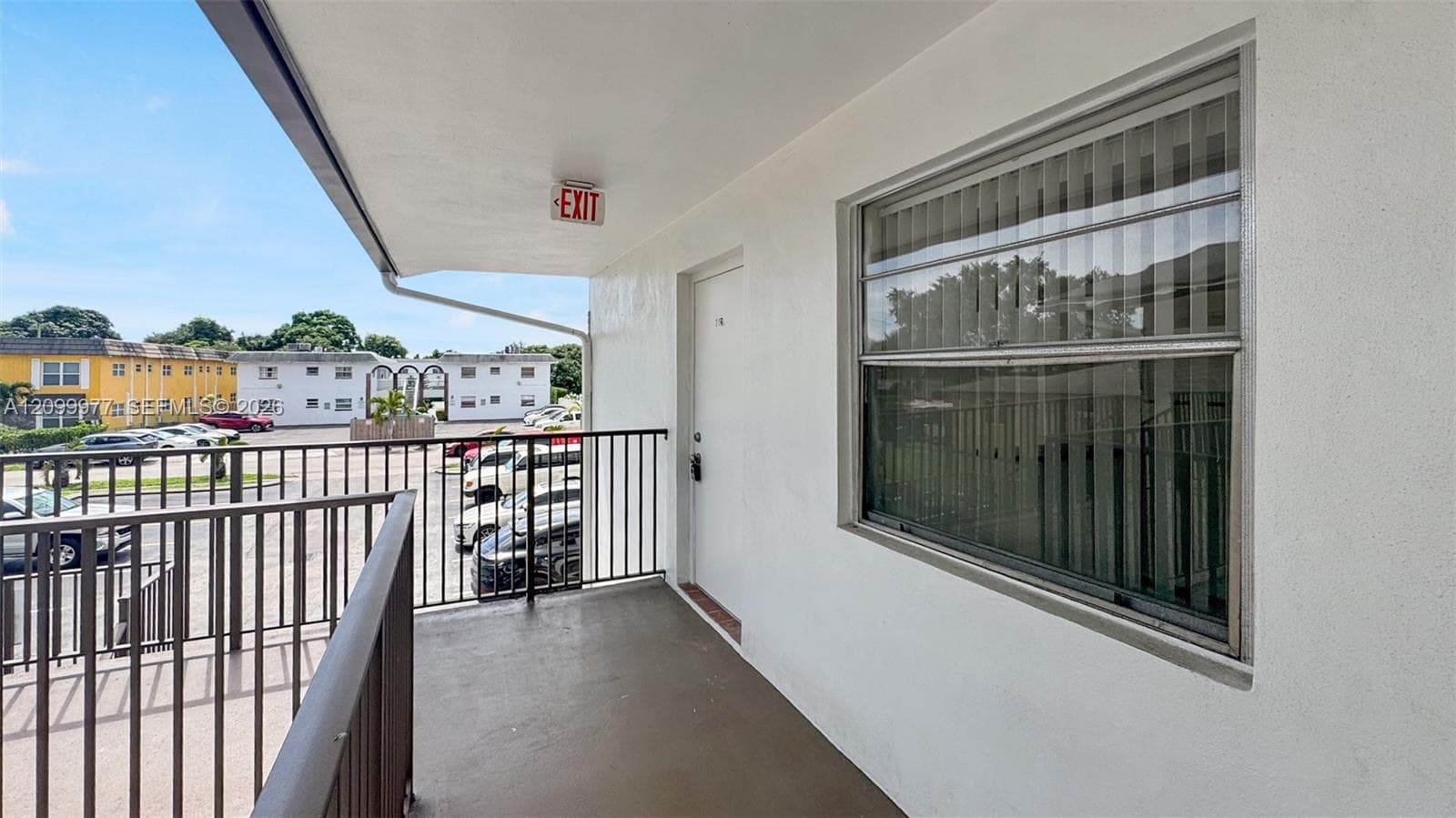 SUNSHINE APTS CONDO · #207 in Hollywood - Photo 4