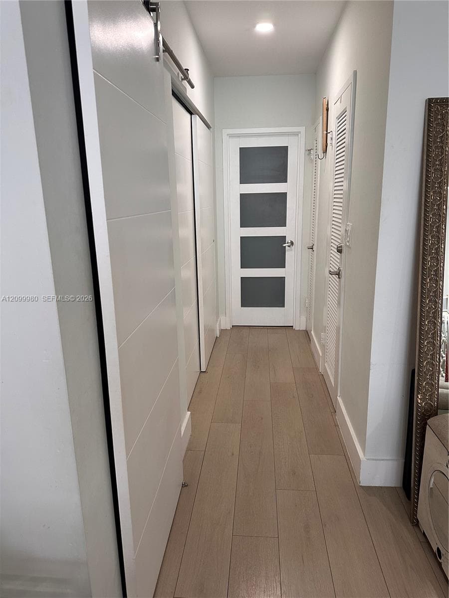 SEA AIR TOWERS CONDO · #509 in Hollywood - Photo 13