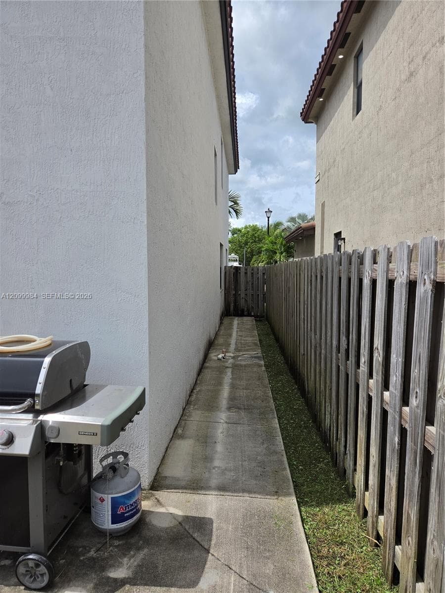 25225 SW 118th Ave #25225 photo 8