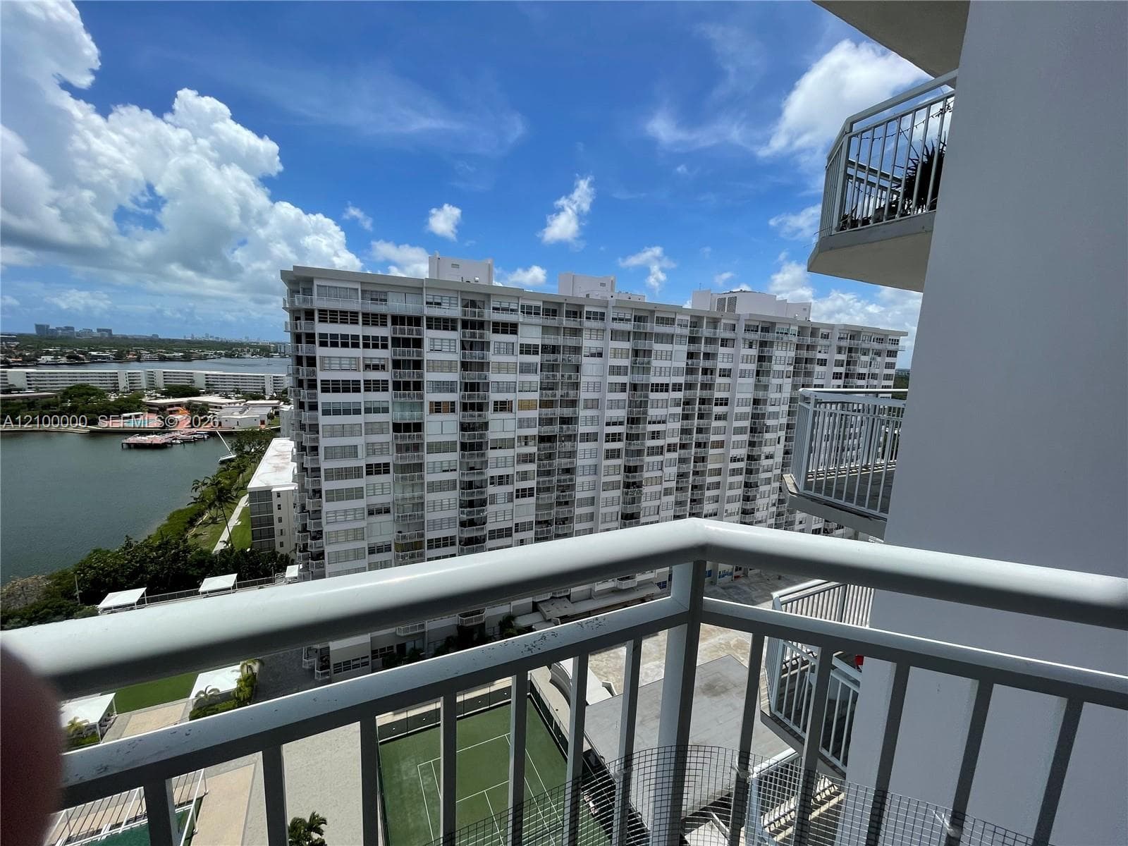 DEL PRADO MARINA · #1804 in Aventura - Photo 2