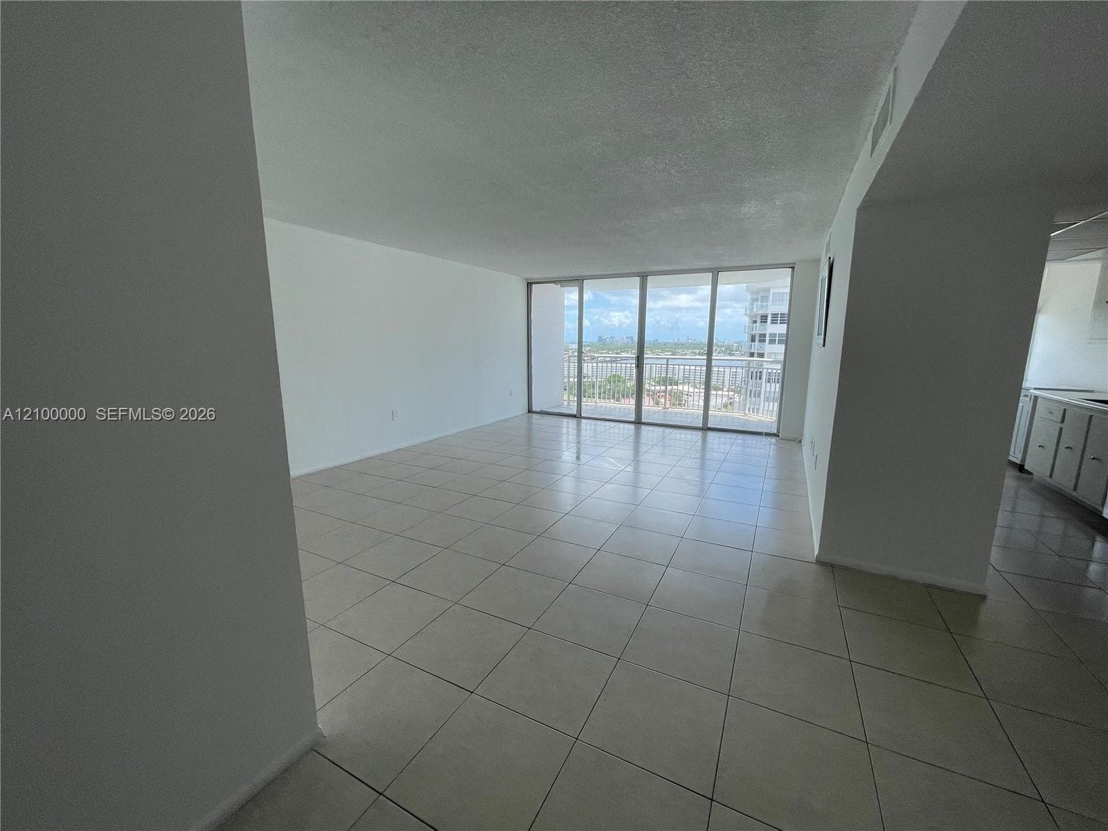 DEL PRADO MARINA · #1804 in Aventura - Photo 12