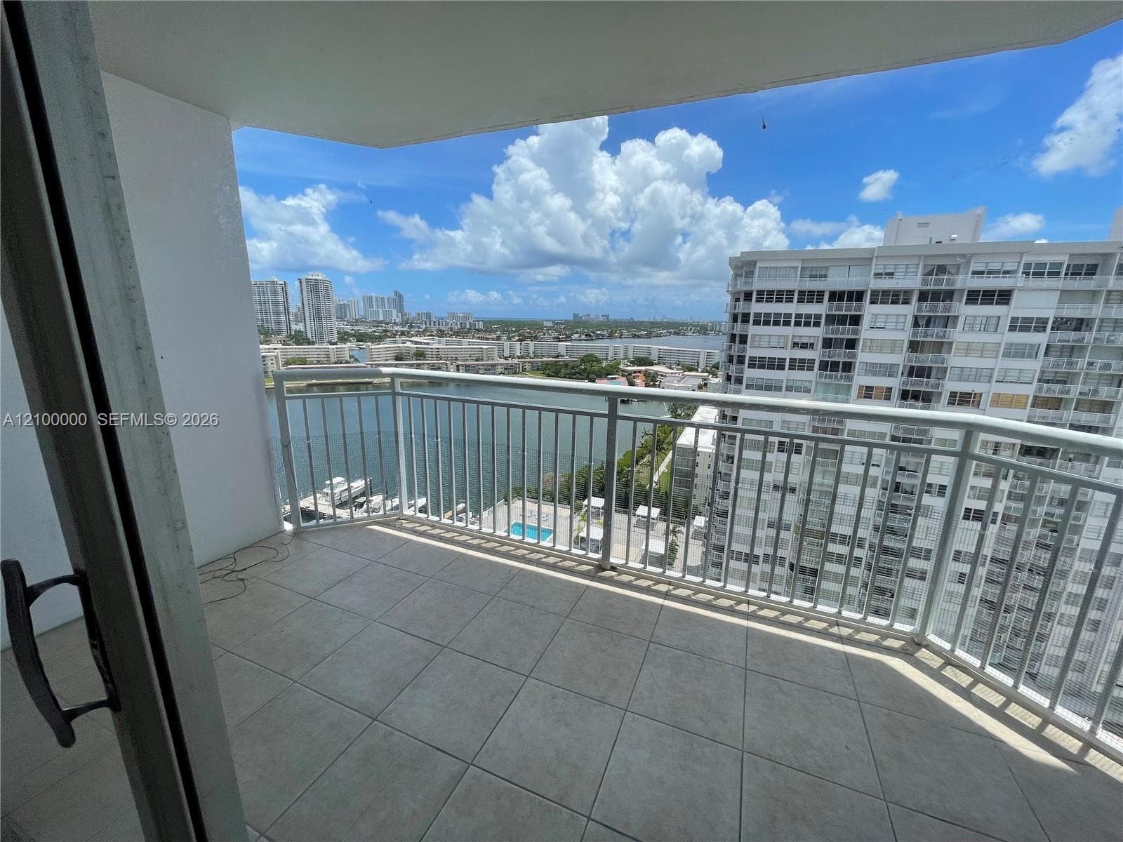 DEL PRADO MARINA · #1804 in Aventura - Photo 19