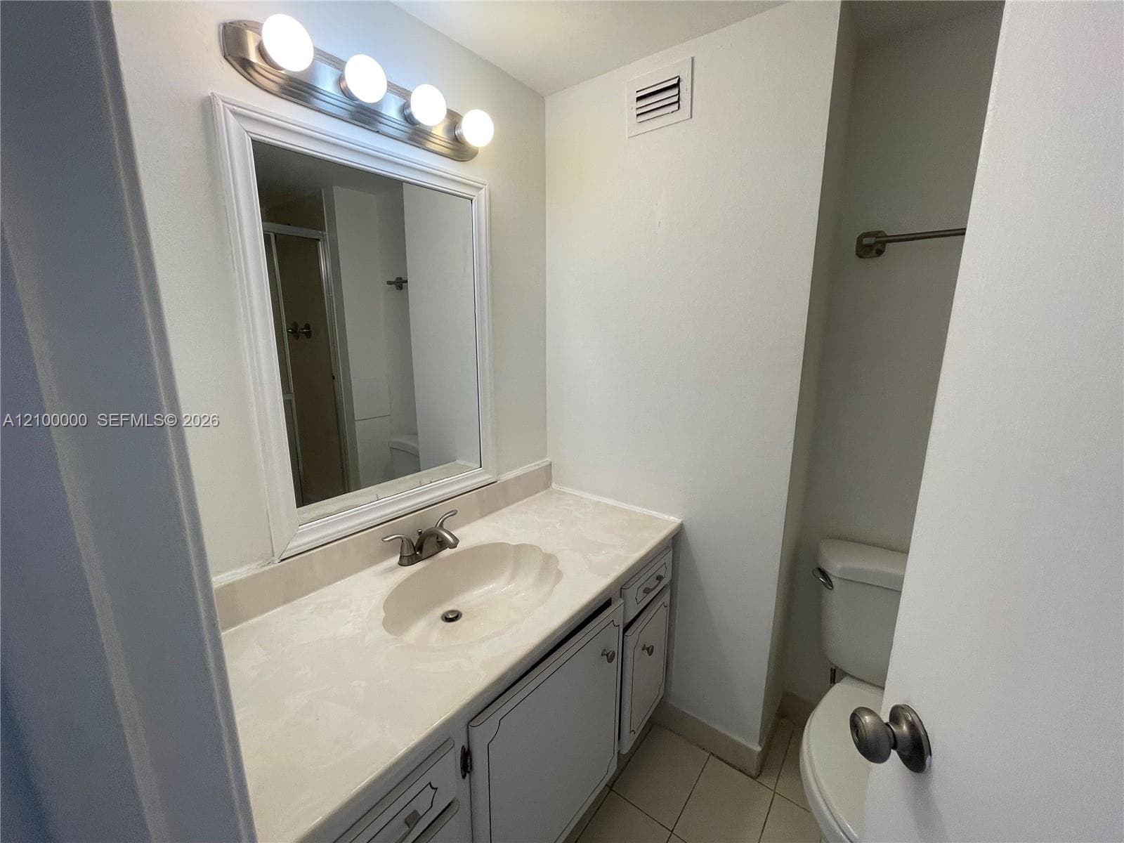 DEL PRADO MARINA · #1804 in Aventura - Photo 25