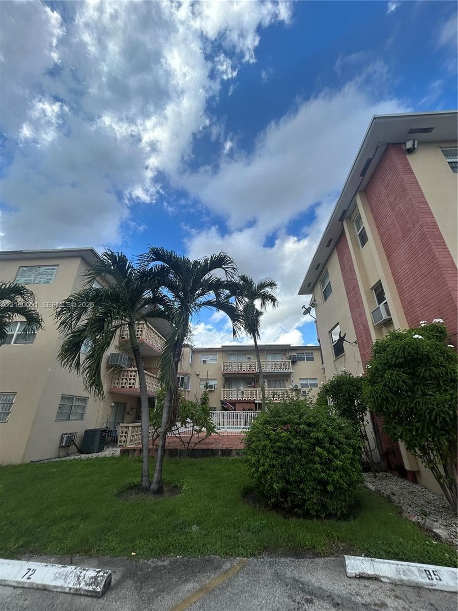 WILDWOOD RIVER VILLAS CON · #81 in Miami - Photo 22