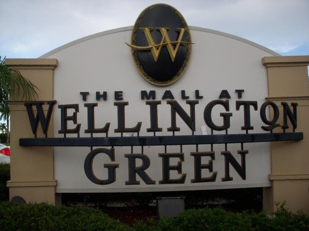 Wellington mall marque