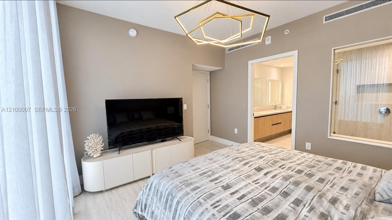 One Park Tower · #1410 in North Miami - Photo 12