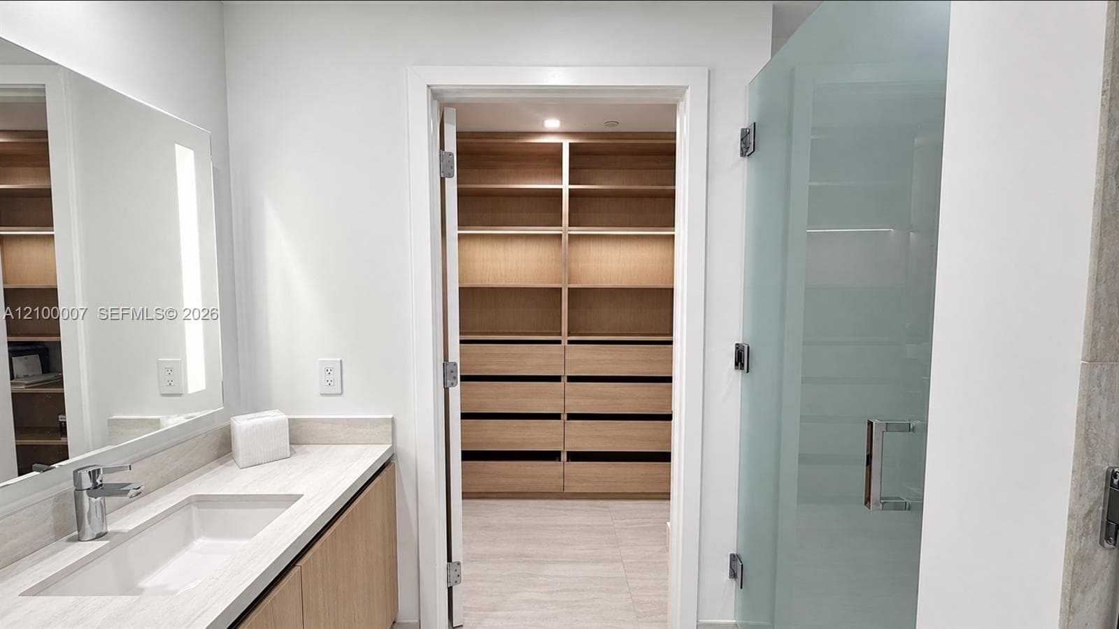 One Park Tower · #1410 in North Miami - Photo 14