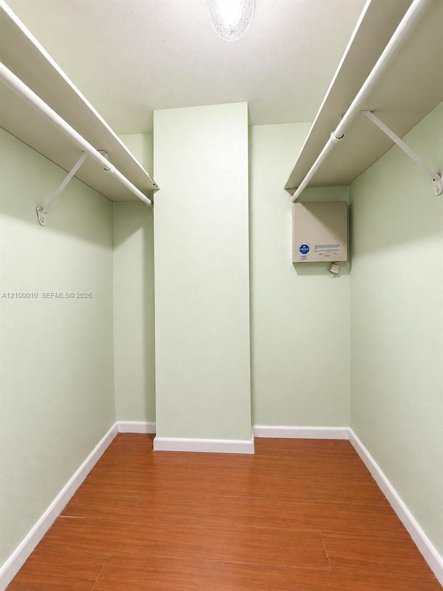 CRESTVIEW TOWERS CONDO · #919 in North Miami Beach - Photo 12