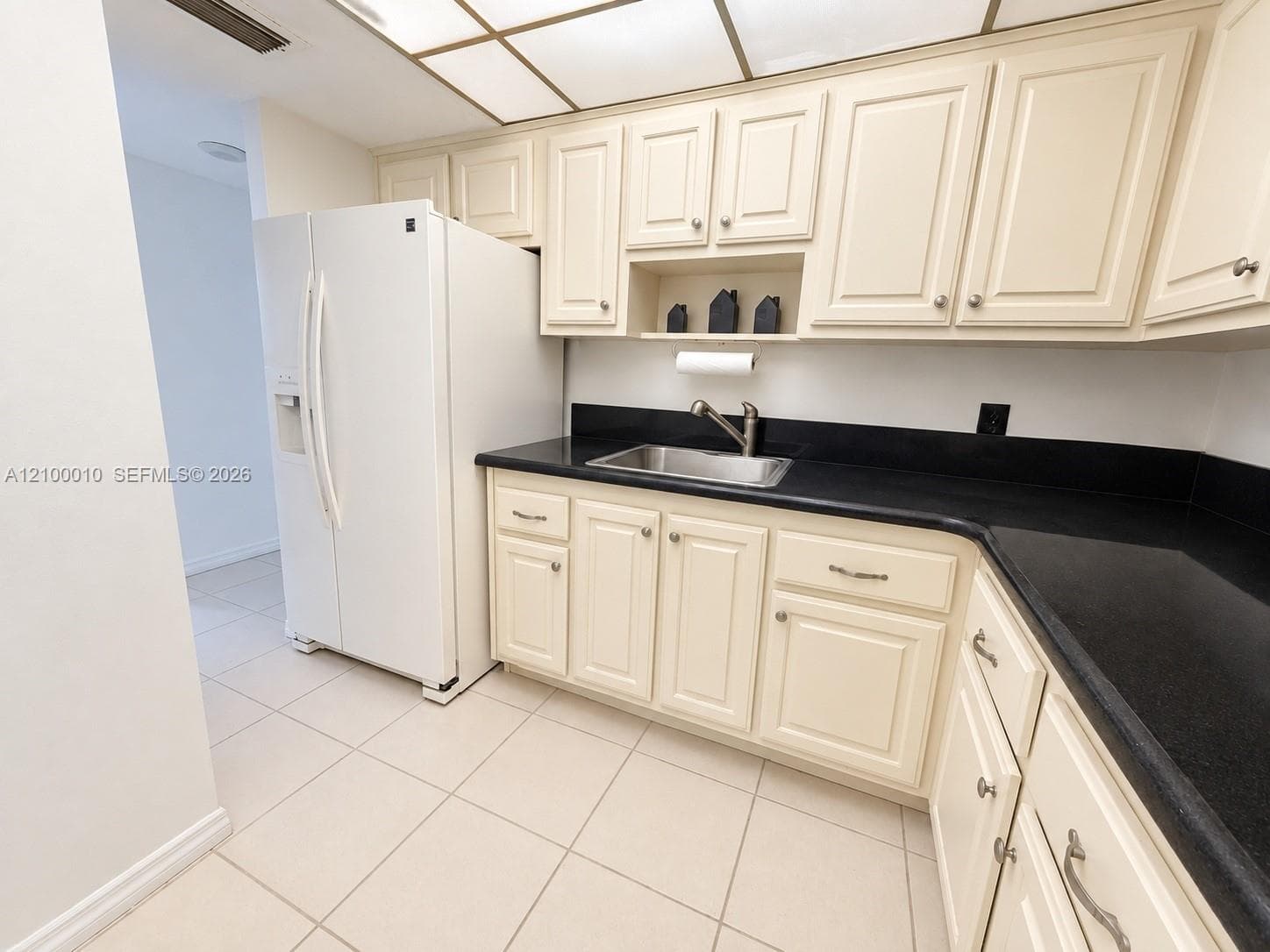 CRESTVIEW TOWERS CONDO · #919 in North Miami Beach - Photo 5