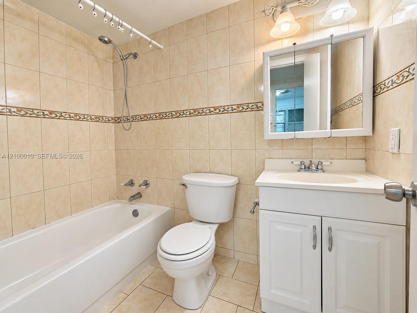 CRESTVIEW TOWERS CONDO · #919 in North Miami Beach - Photo 14
