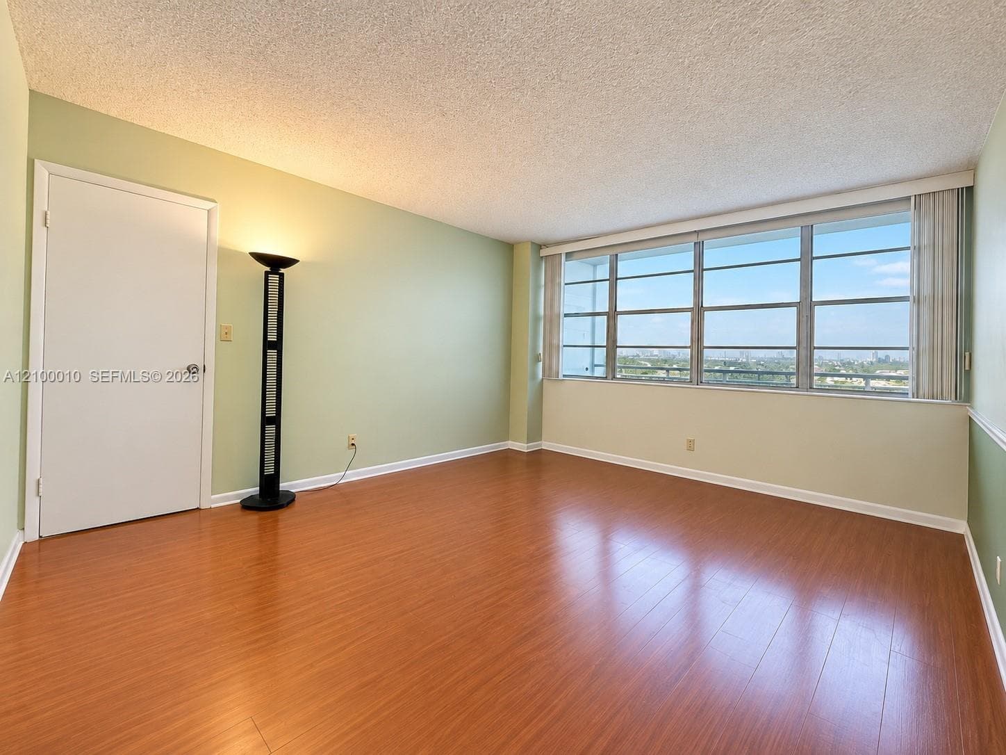 CRESTVIEW TOWERS CONDO · #919 in North Miami Beach - Photo 11