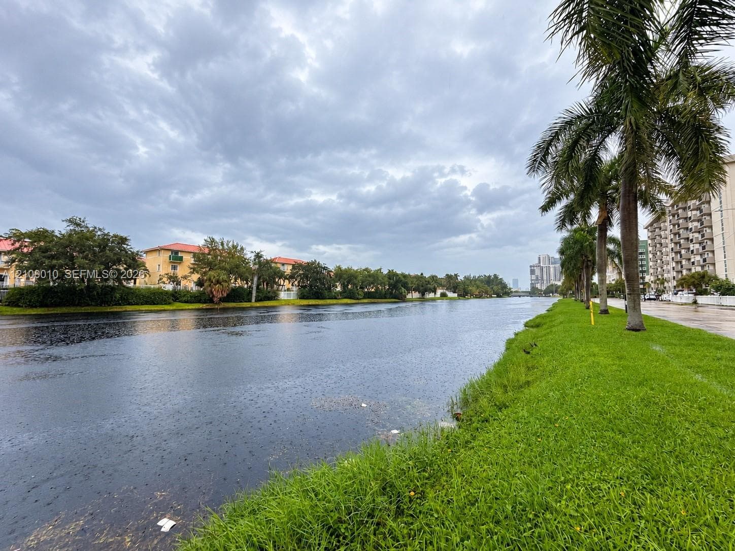 CRESTVIEW TOWERS CONDO · #919 in North Miami Beach - Photo 19