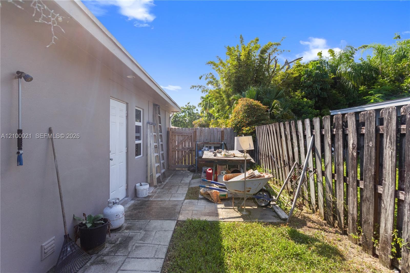 1228 SW 1st Ter photo 34