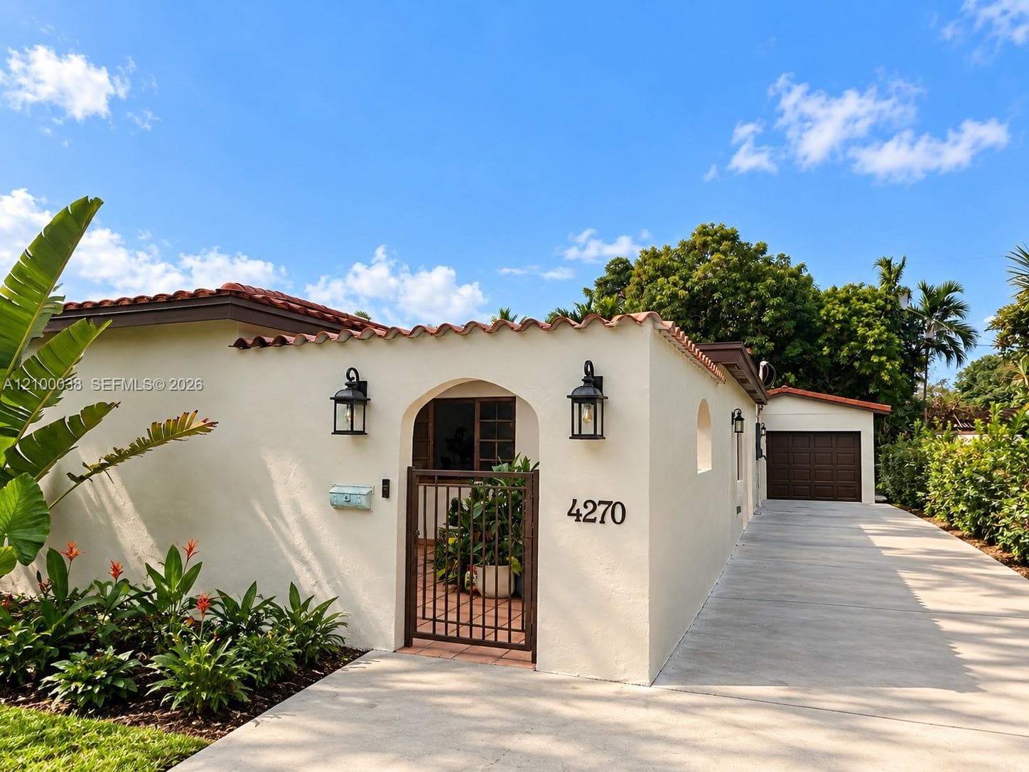 4270 SW 13th St photo 1