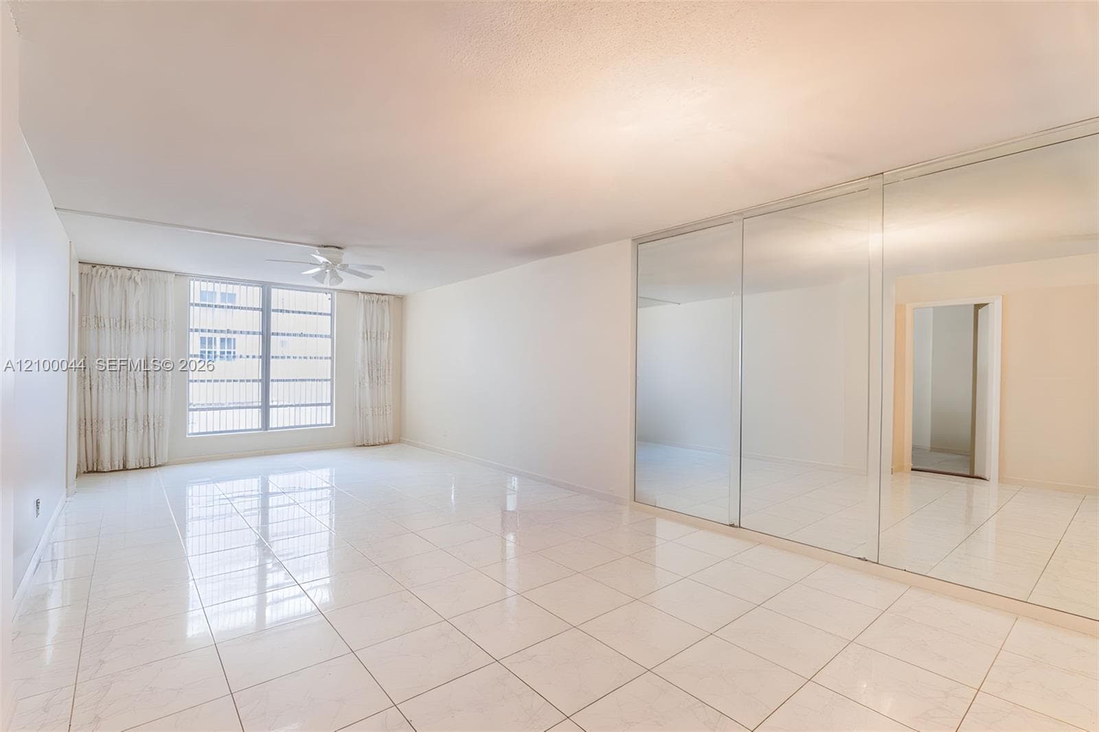 PLAZA TOWERS SOUTH · #1606 in Hallandale Beach - Photo 6