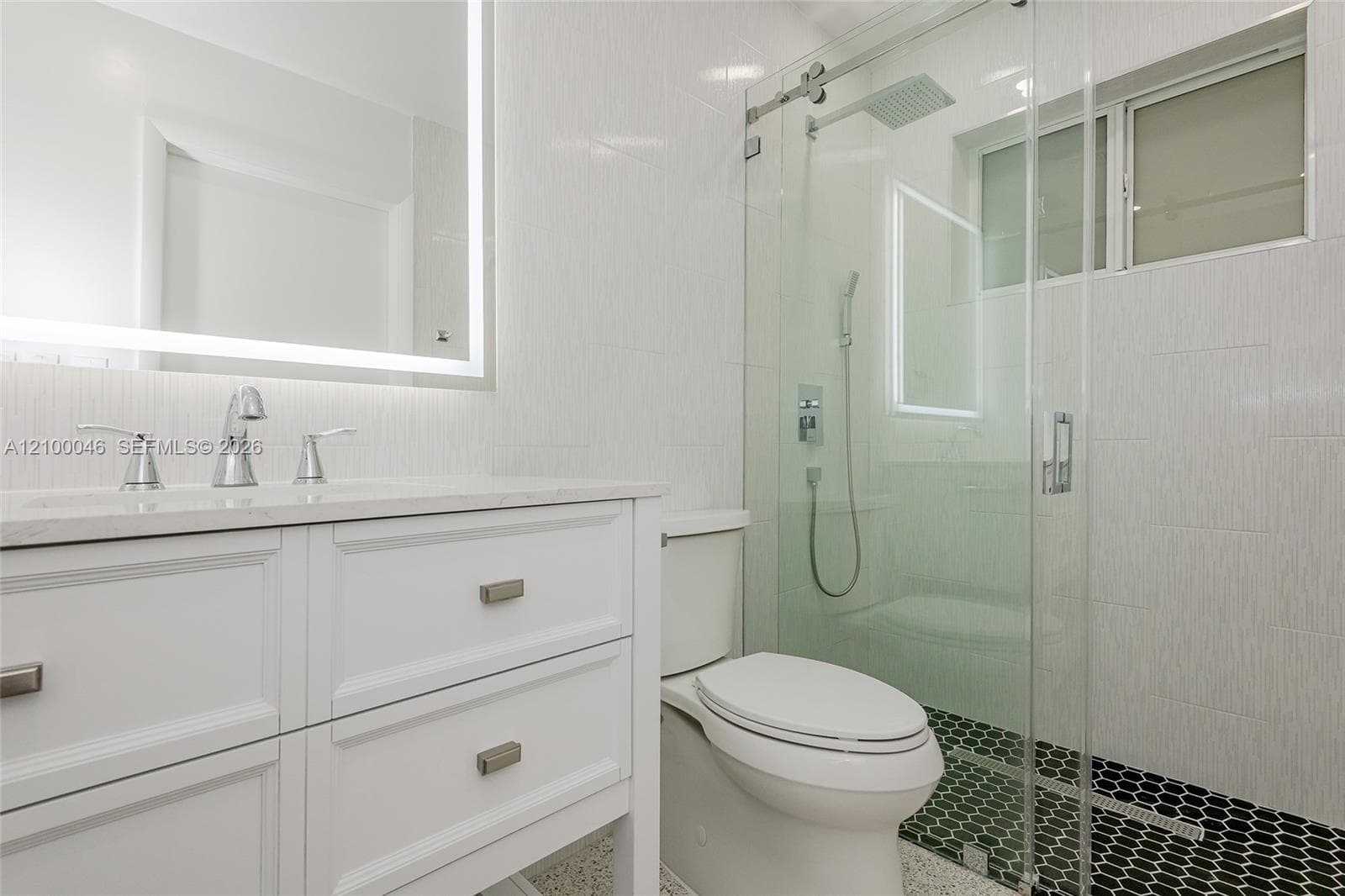 1025 SW 11th St #1025 photo 13