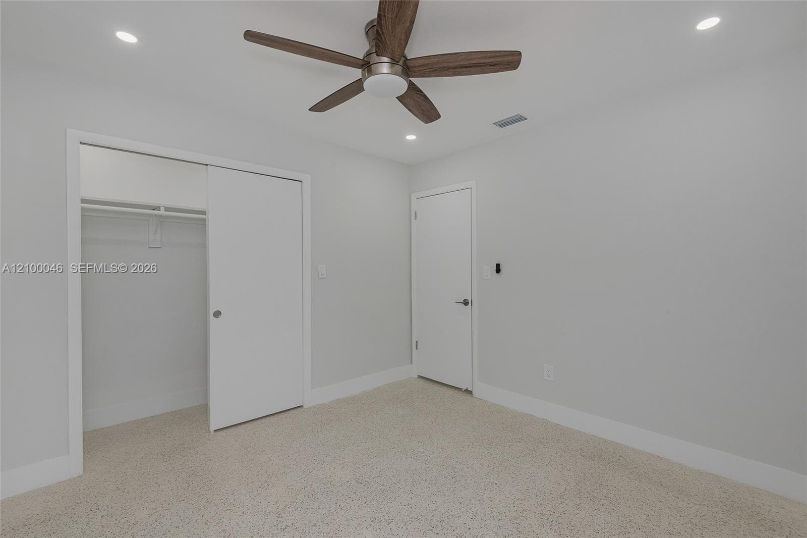1025 SW 11th St #1025 photo 12