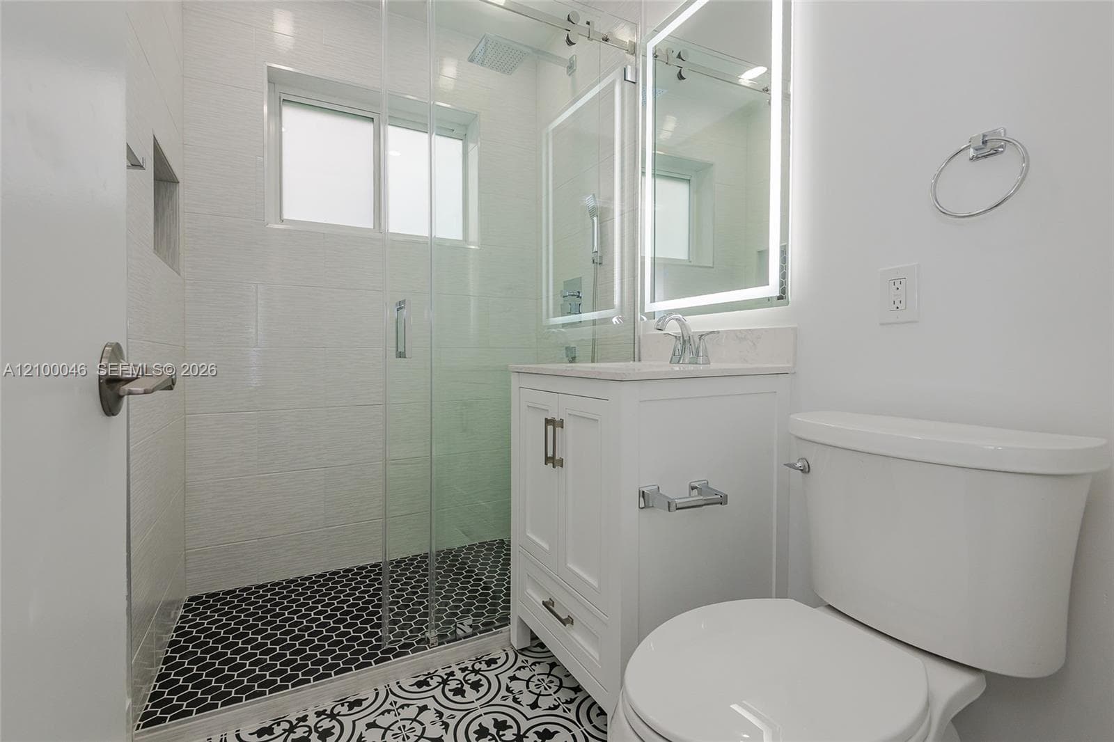 1025 SW 11th St #1025 photo 10