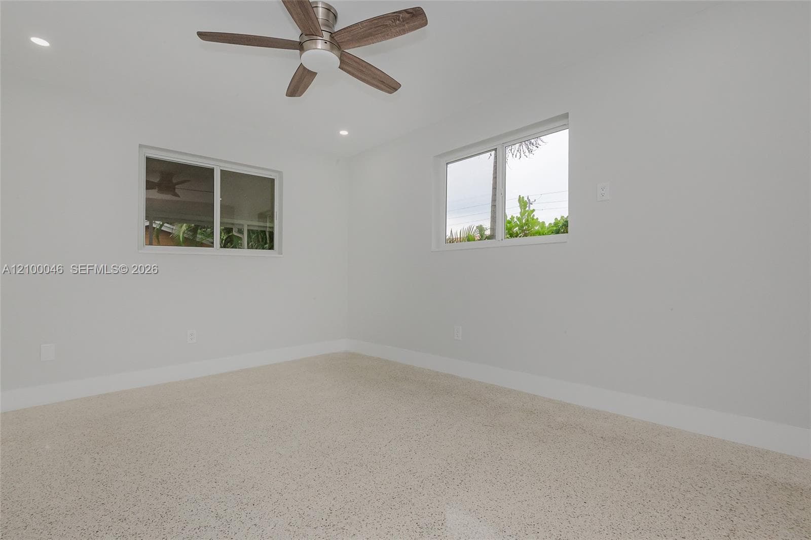 1025 SW 11th St #1025 photo 14