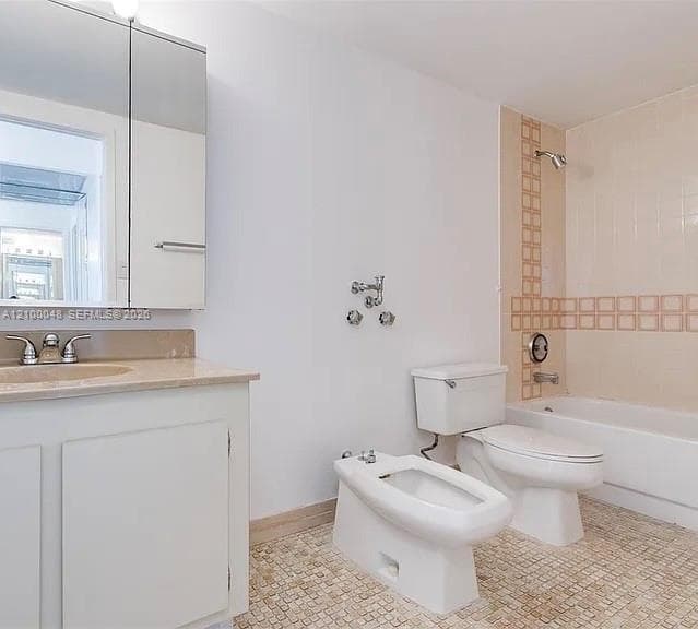 OLYMPUS CONDO PHASE · #1705 in Hallandale Beach - Photo 20