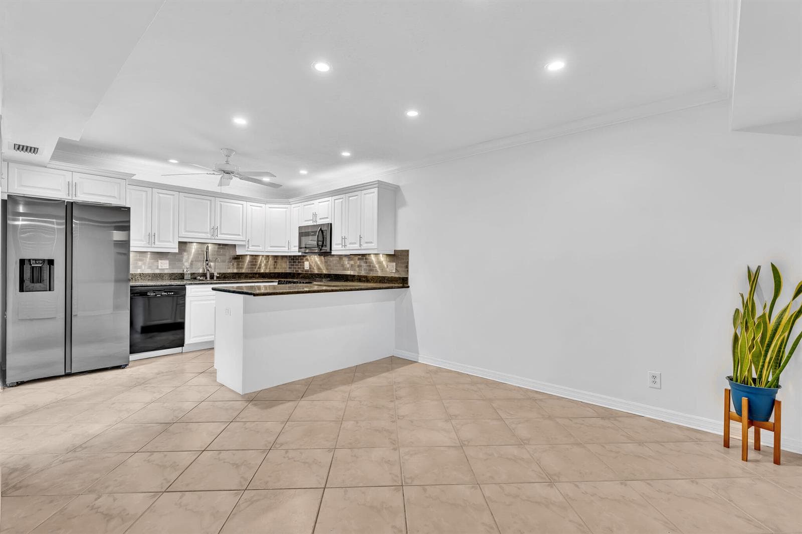 Dining + Kitchen