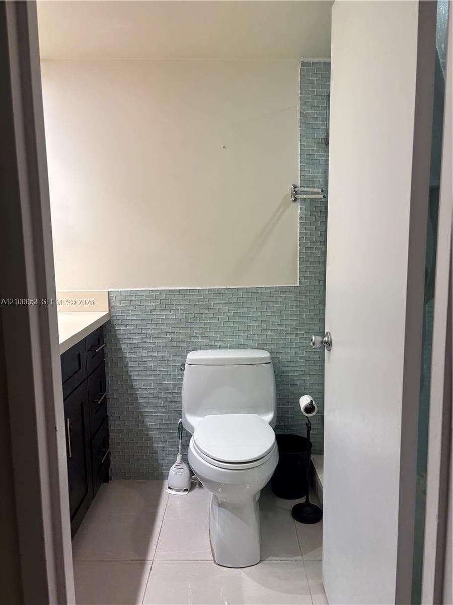 THE CARRIAGE HOUSE CONDO · #1232 in Miami Beach - Photo 10