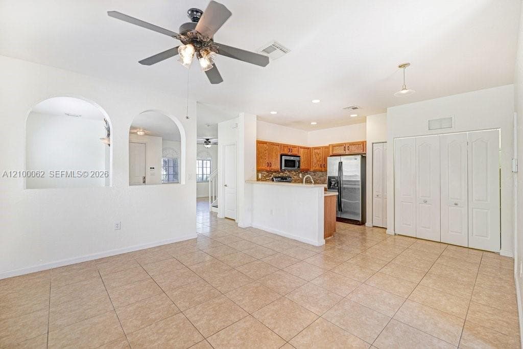 27261 SW 142nd Ave photo 9