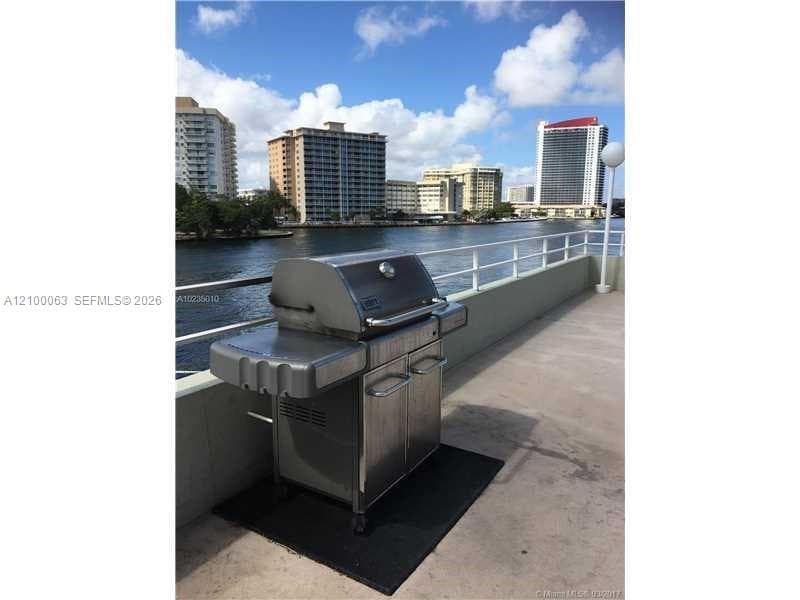 BBQ grill and sundeck area to enjoy