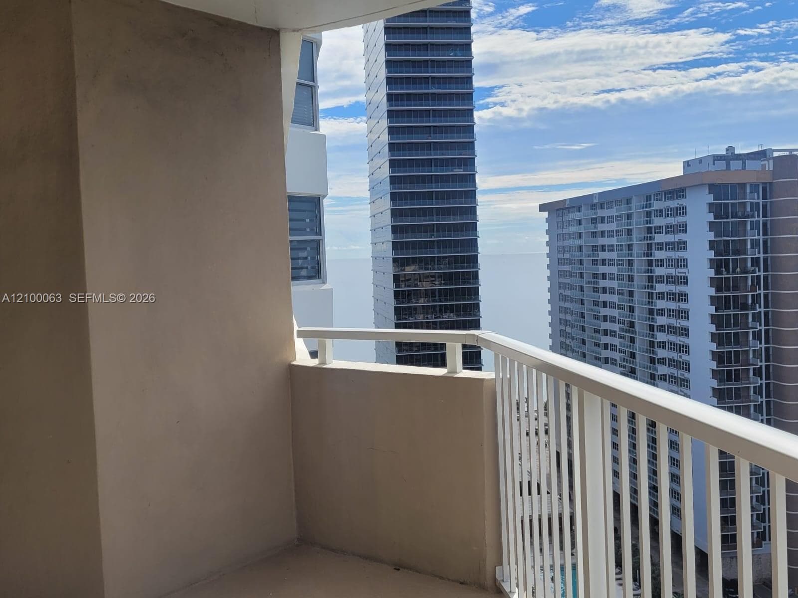 HEMISPHERES CONDO · #19N in Hallandale Beach - Photo 29