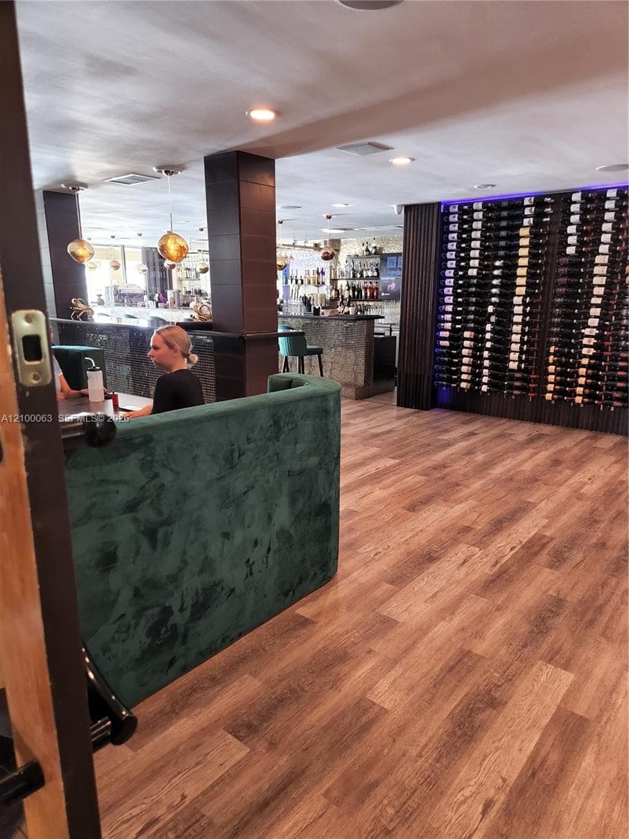 Mama Mias bar to sit have wine and then enjoy a great dinner