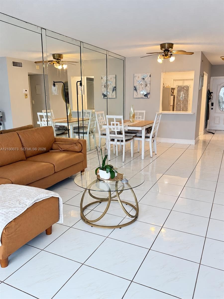 isle os paradise · #306 in Hallandale Beach - Photo 7
