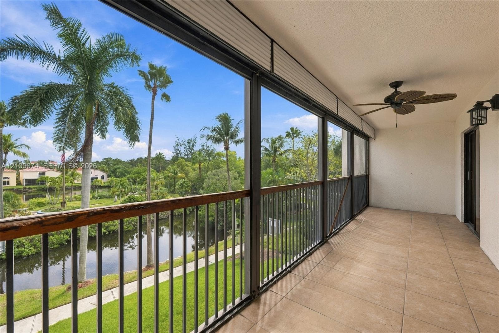 WATERMARK II CONDO · #205 in Dania Beach - Photo 3
