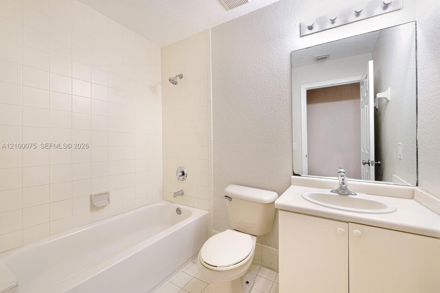 2828 SE 16th Ave #114 photo 8