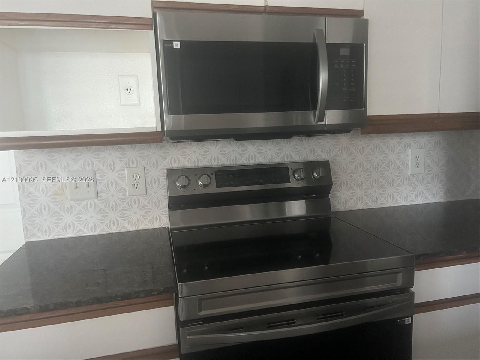VILLAGE BY THE BAY CONDO · #13406 in Aventura - Photo 7