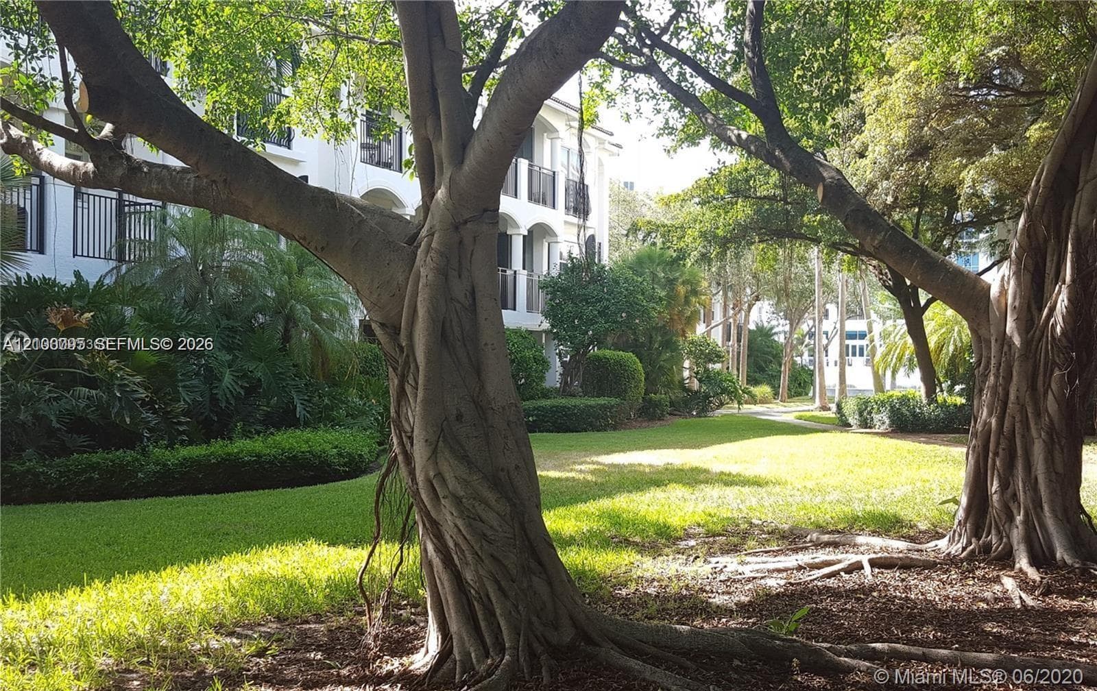VILLAGE BY THE BAY CONDO · #13406 in Aventura - Photo 40