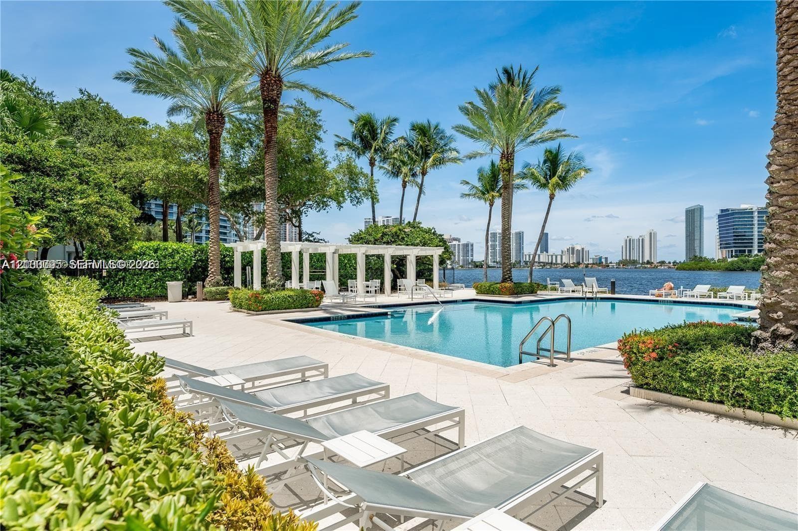 VILLAGE BY THE BAY CONDO · #13406 in Aventura - Photo 25