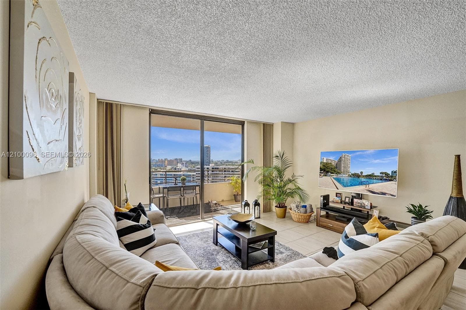 OLYMPUS CONDO · #1716 in Hallandale Beach - Photo 3
