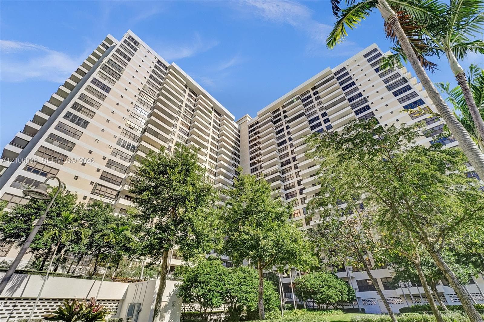 OLYMPUS CONDO · #1716 in Hallandale Beach - Photo 32