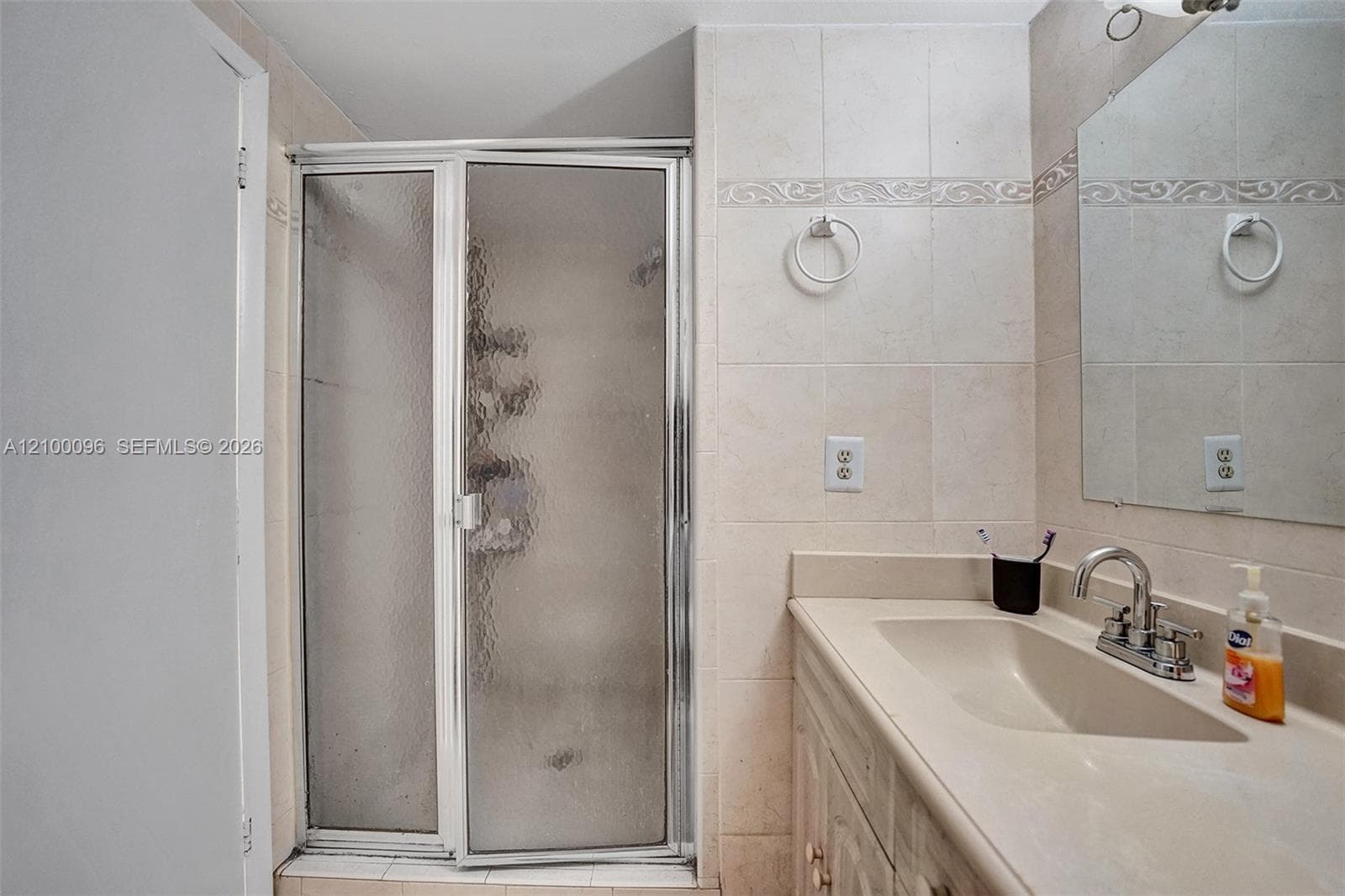 OLYMPUS CONDO · #1716 in Hallandale Beach - Photo 11