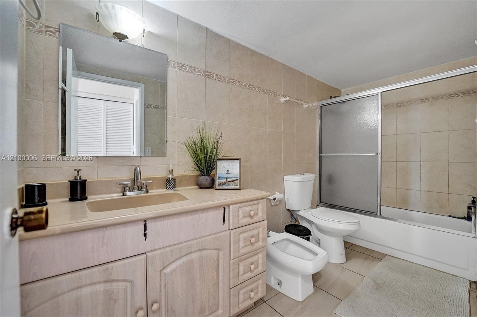 OLYMPUS CONDO · #1716 in Hallandale Beach - Photo 19