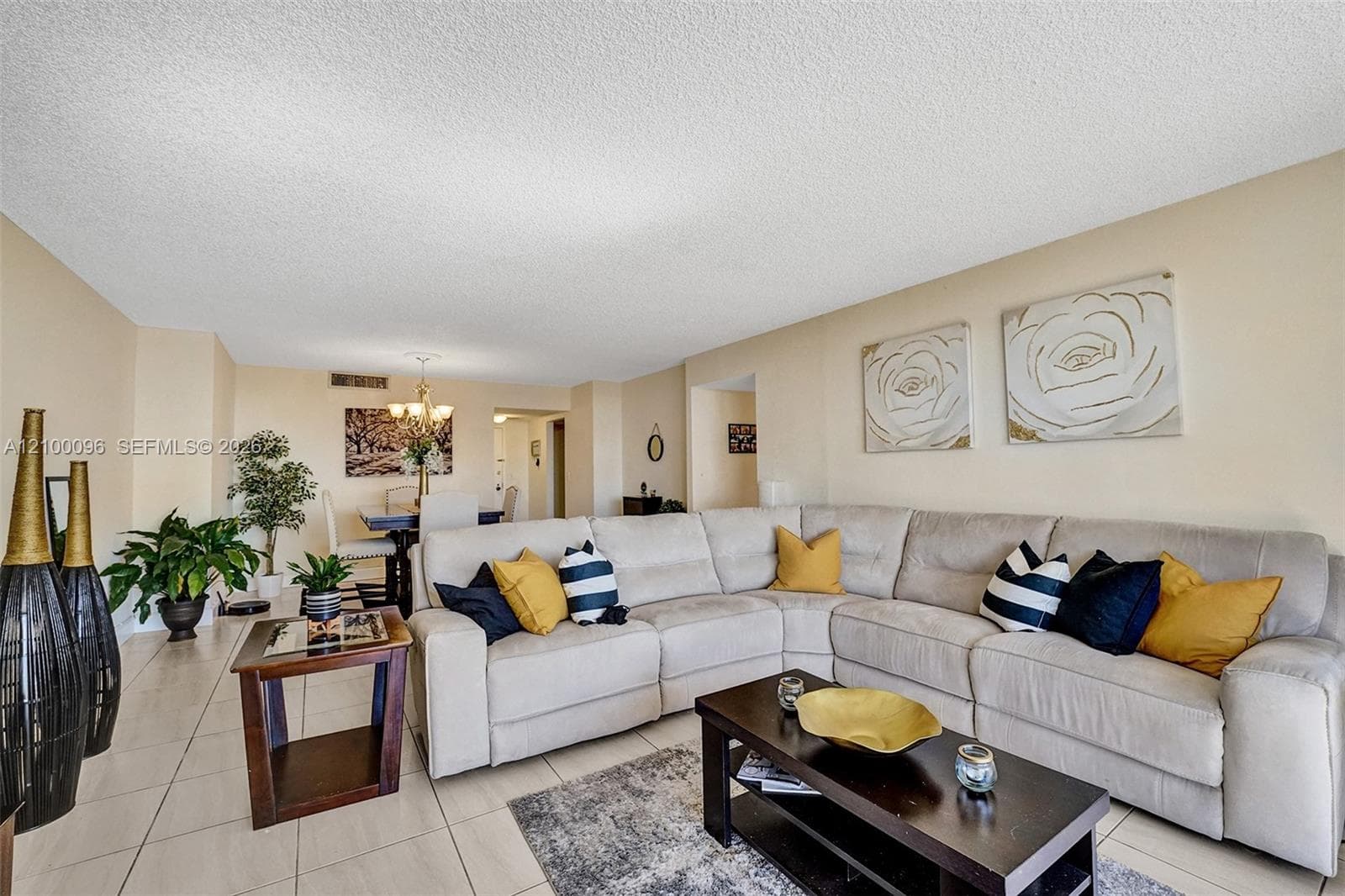 OLYMPUS CONDO · #1716 in Hallandale Beach - Photo 4