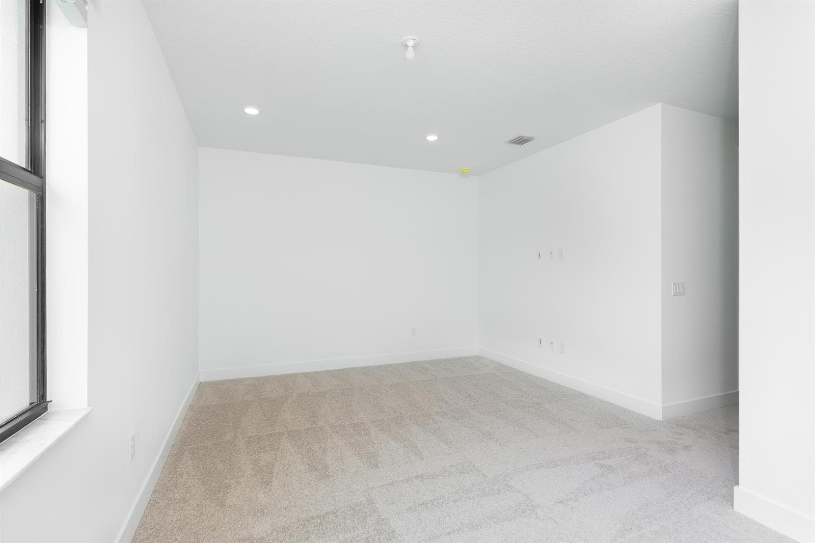 OWNERS SUITE