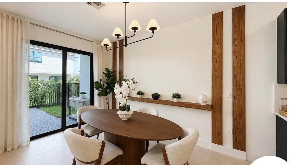 BREAKFAST AREA (MODEL)