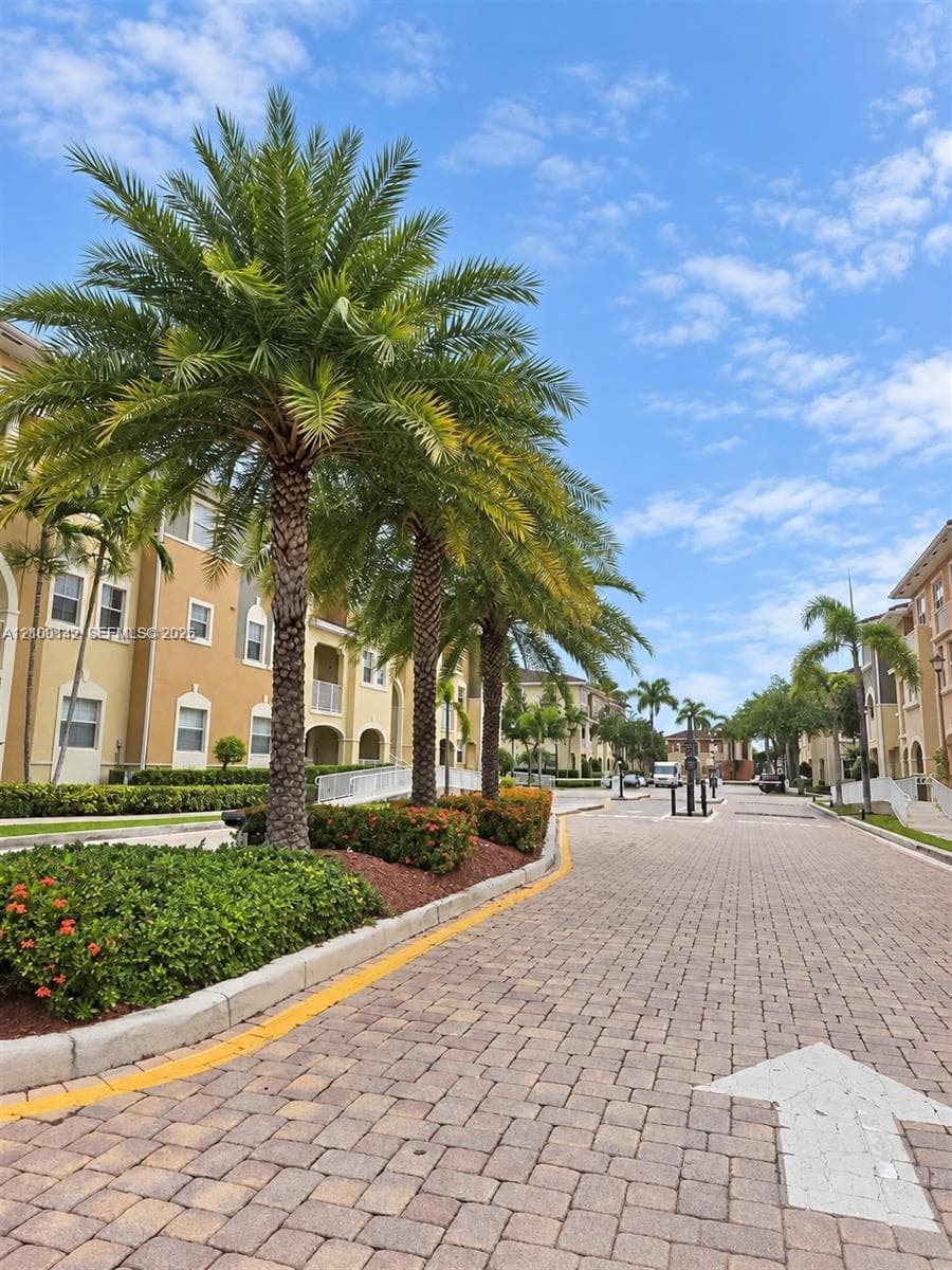 CORONADO AT DORAL II COND · #202 in Doral - Photo 17