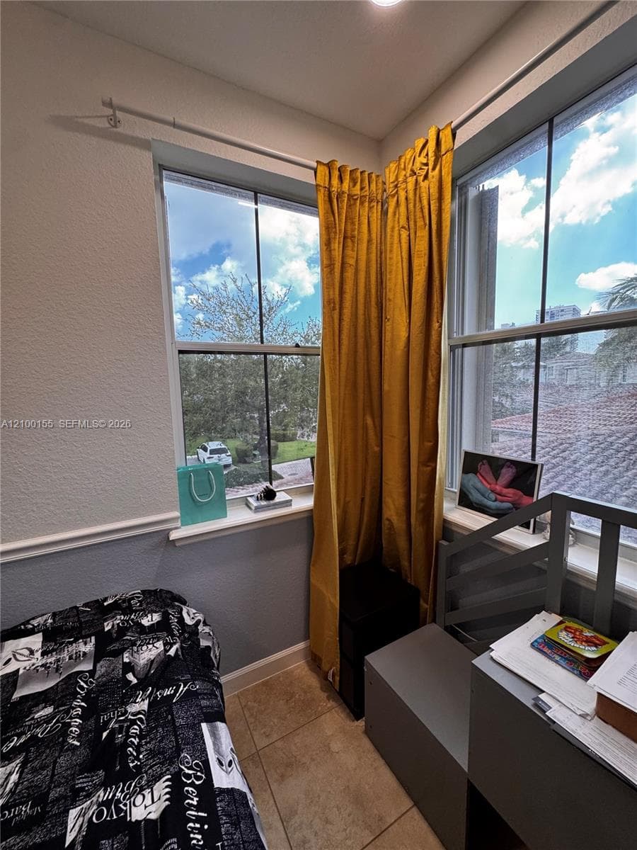 876 W Spinnaker Dr W photo 28